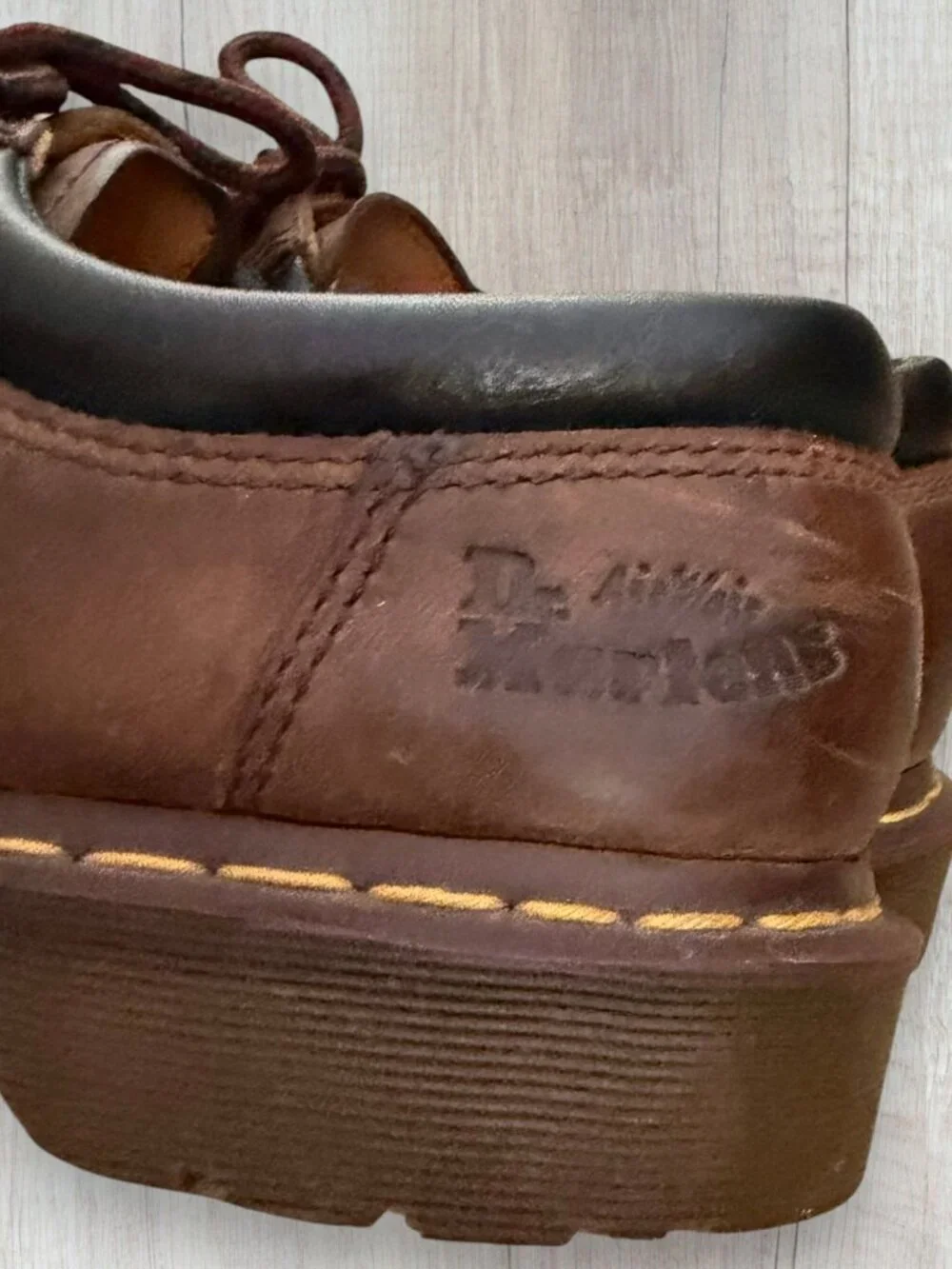 Dr. Martens 8053 Crazy Horse Brown Leather 5-Eye Oxford Shoes Men's US 9